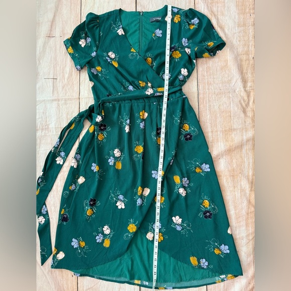 ModCloth Size L Green Floral Poetic Presence Pleated Faux Wrap Lined Dress - Picture 6 of 7